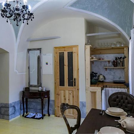 Banská Štiavnica Apartman Charlotte V Dome So Studnou Na Streche מראה חיצוני תמונה