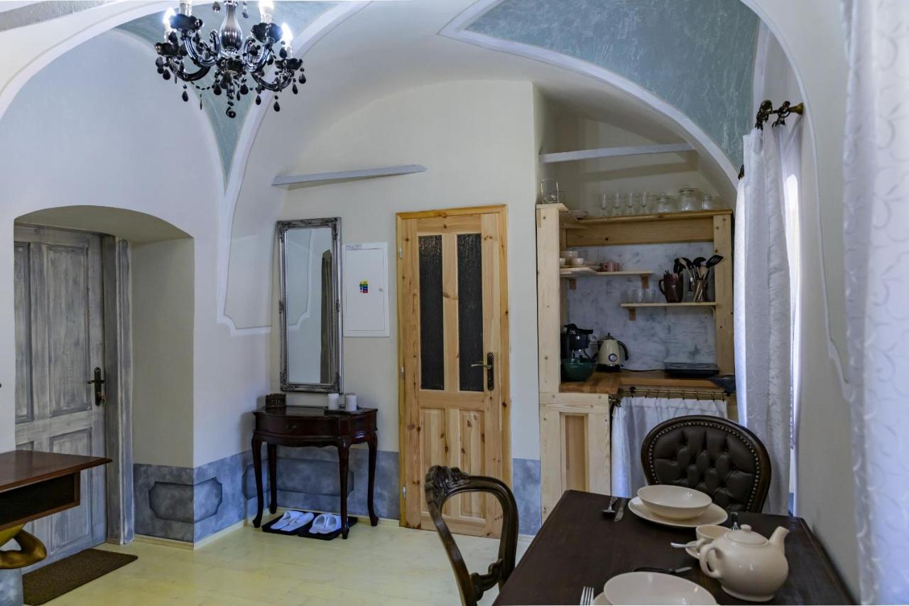 Banská Štiavnica Apartman Charlotte V Dome So Studnou Na Streche מראה חיצוני תמונה