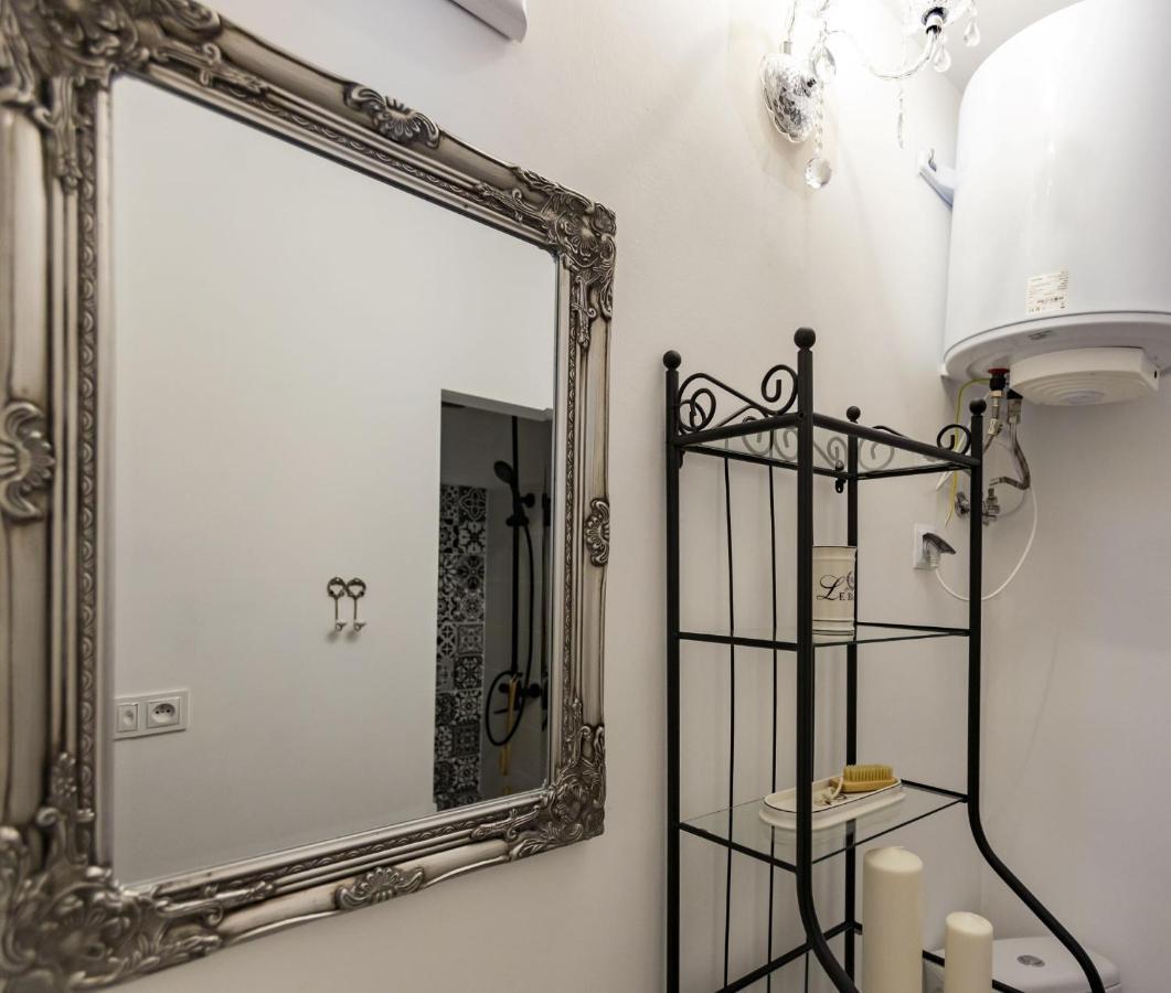 Banská Štiavnica Apartman Charlotte V Dome So Studnou Na Streche מראה חיצוני תמונה